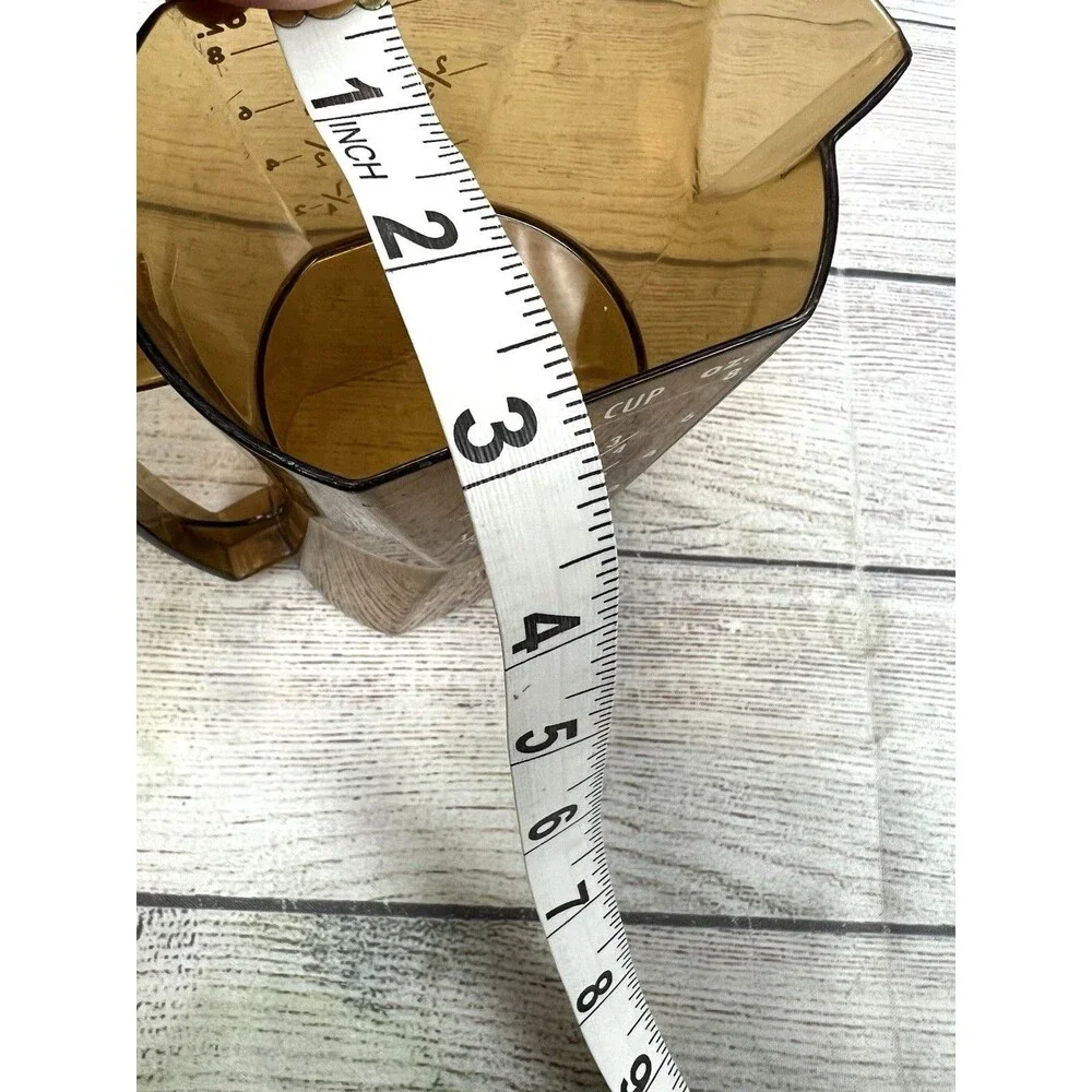 Unbranded vintage plastic